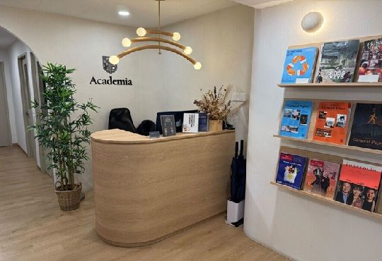Academia Launches Dedicated IB English Department in Singapore