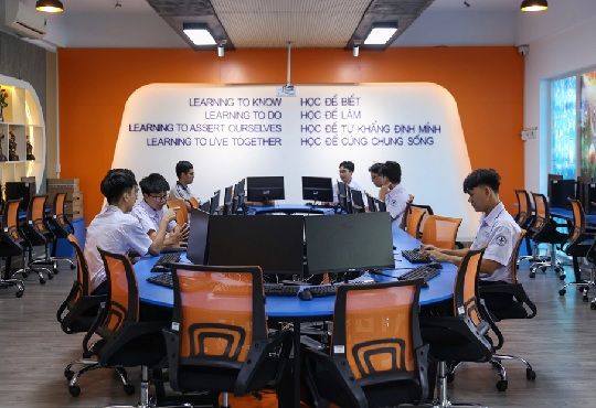 Ho Chi Minh City Plans English as Second Language in Schools by 2045