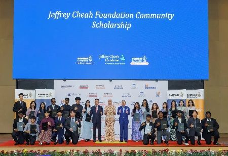 Forbes Asia Honors Jeffrey Cheah for Major Education Endowment