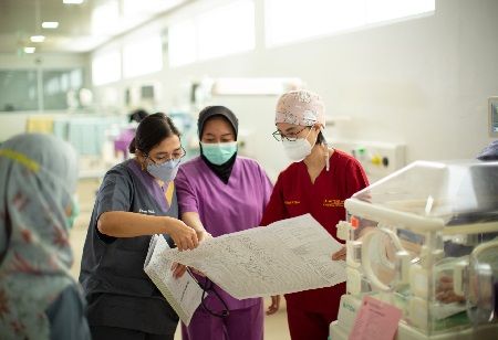 WHO Strengthens Indonesia Nursing Workforce Through Evidence Education