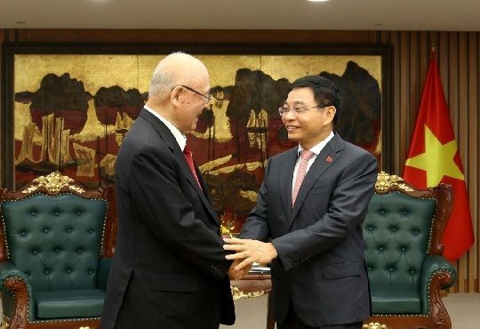 Vietnam and Japan Strengthen High-Tech Talent Development