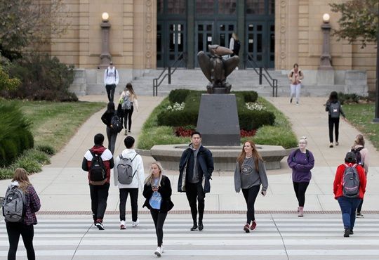 Pentagon Orders 30 US Universities to Audit Chinese Research Ties