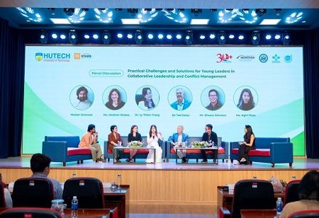 HUTECH Forum Builds Global Leadership Skills for Students